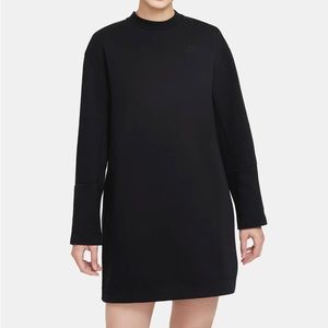 Nike Sportswear Tech Fleece
Women's Long-Sleeve Dress